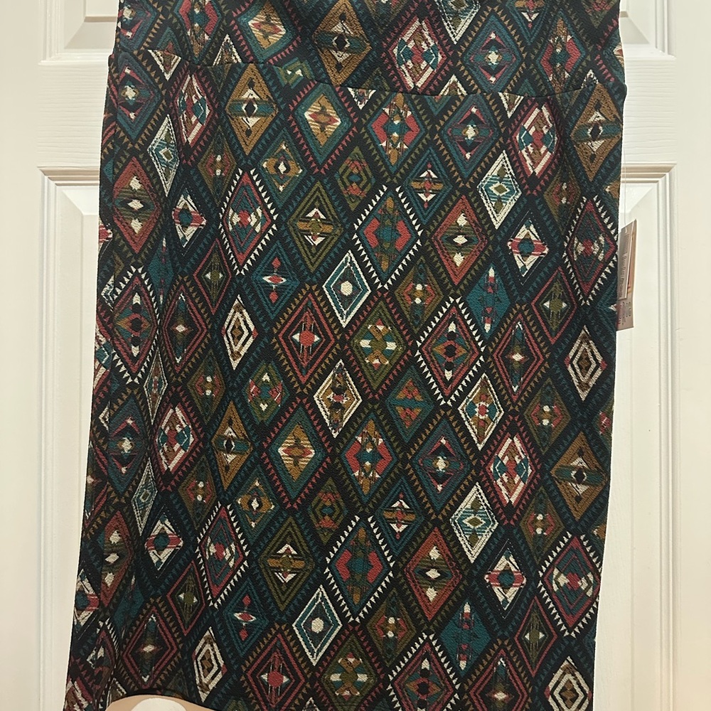 LuLaRoe Colorful Diamond Pattern Pencil Skirt